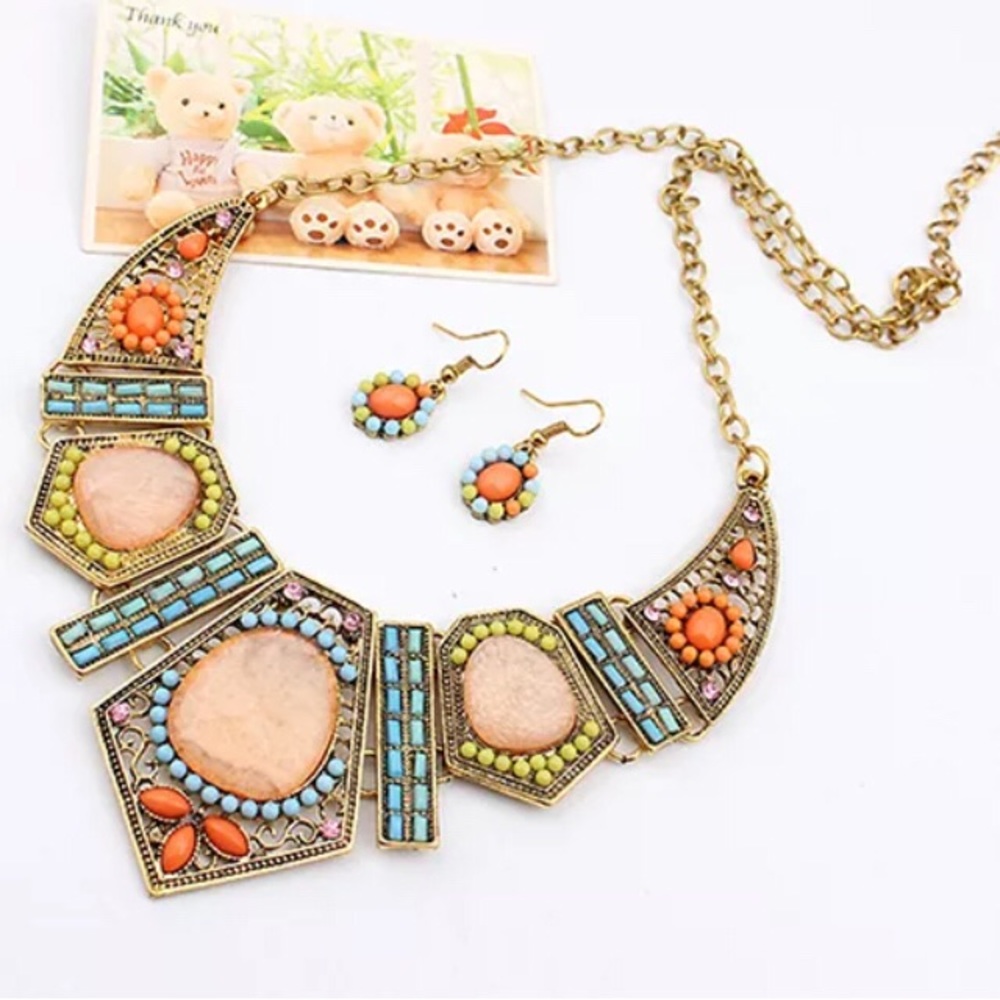 NEW! Statement Necklace & Earrings